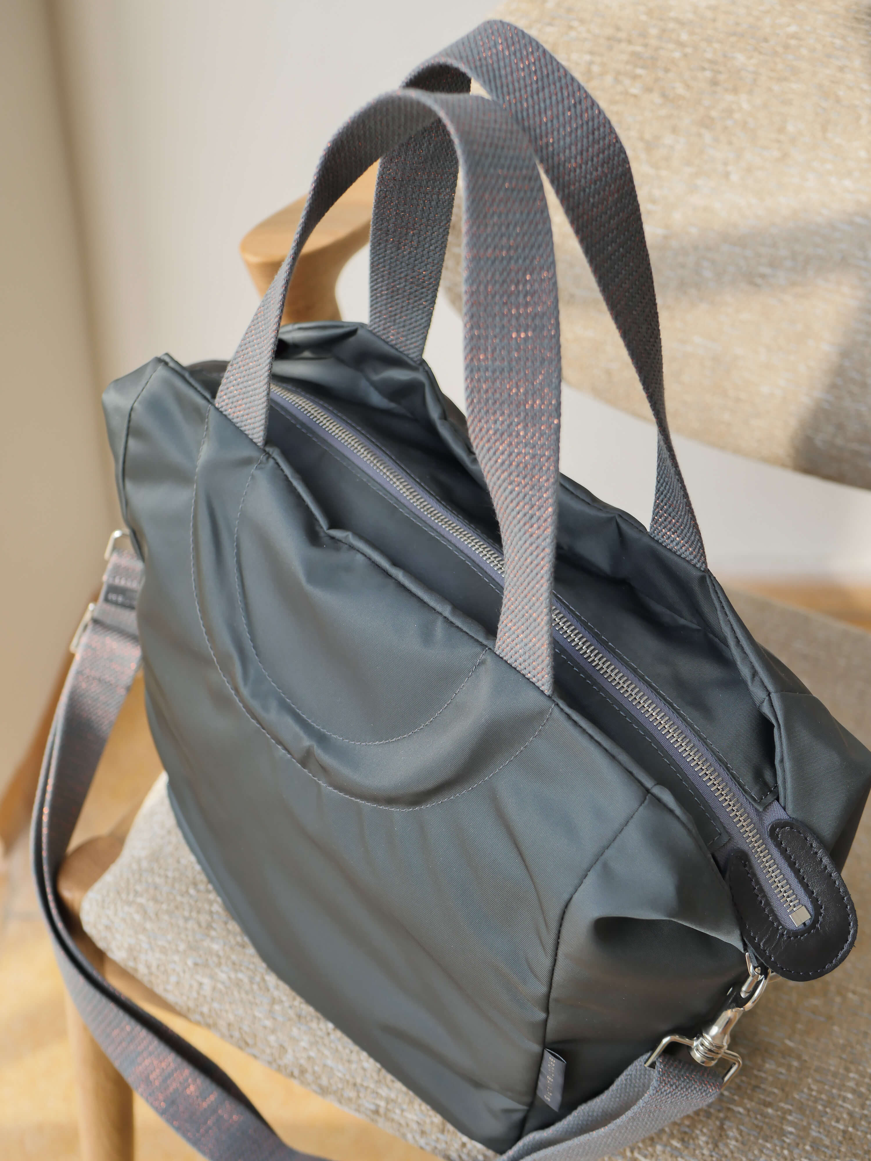 Nerano cabas nylon satiné - Gris Foncé
